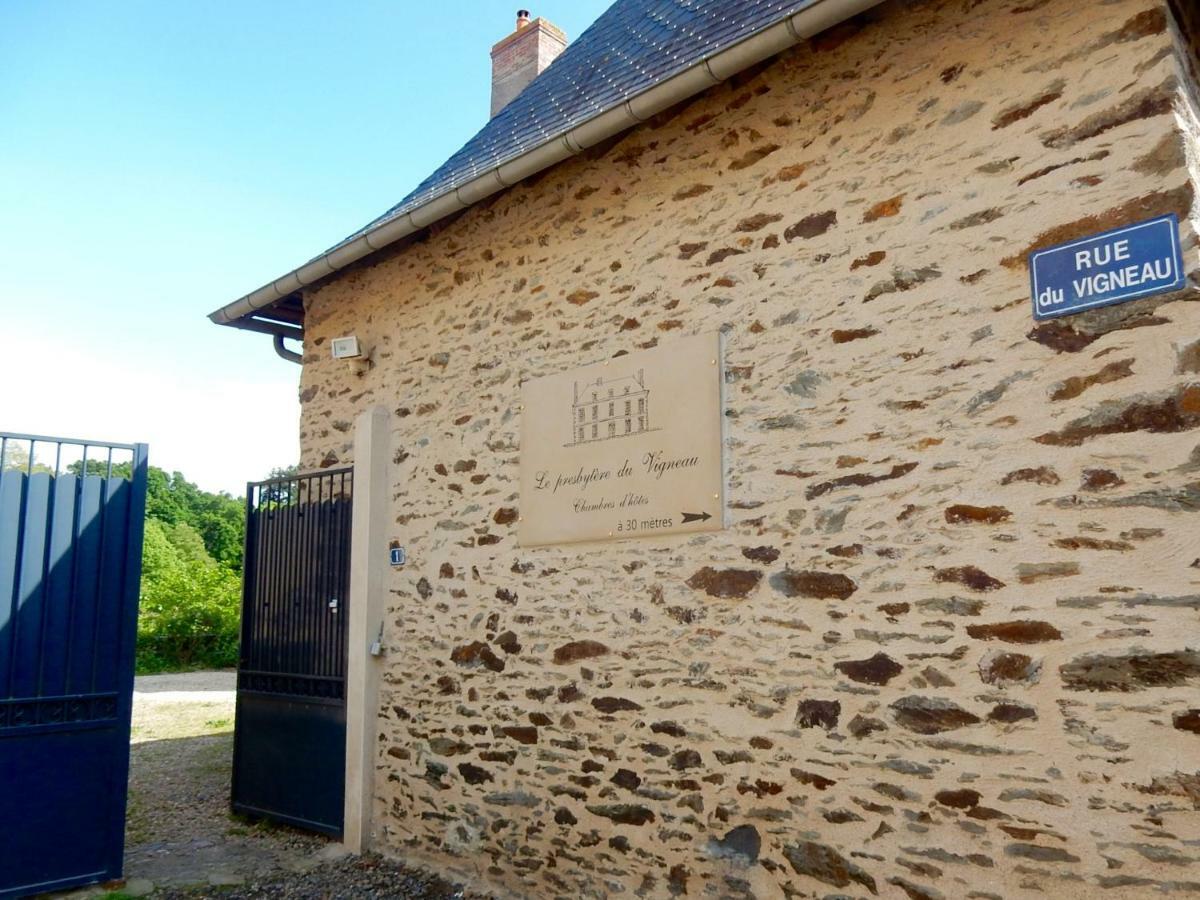 Le Presbytere Du Vigneau Ménil Kültér fotó